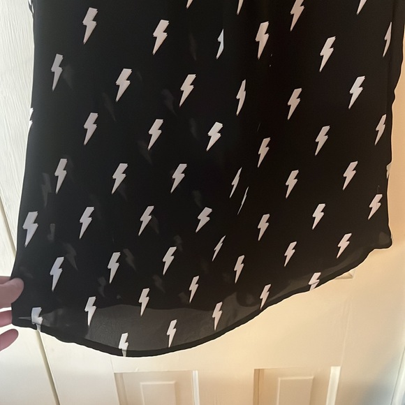 Lightning bolt print sheer button up top - Picture 4 of 4